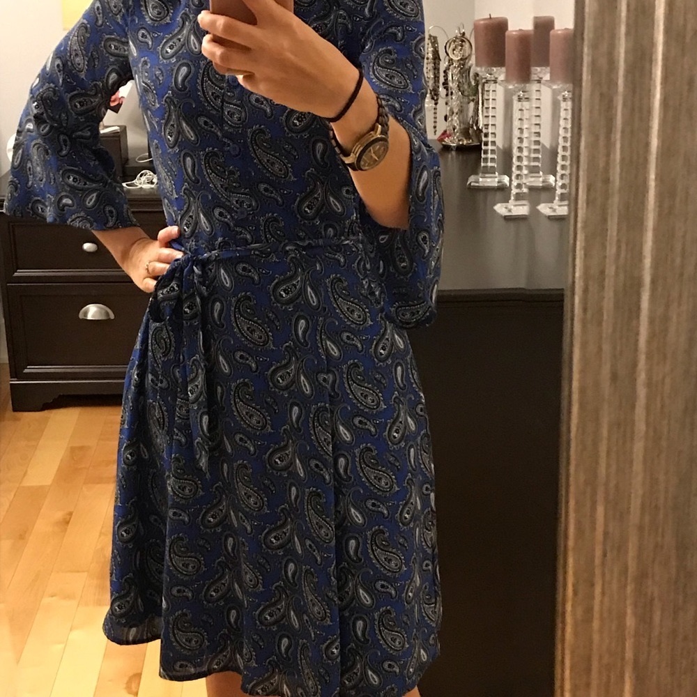 Gorgeous Banana Republic midi dress
